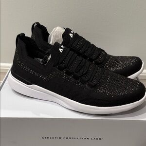 APL Techloom Breeze